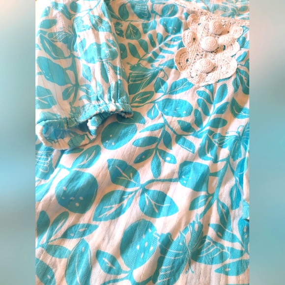LILLY PULITZER Tunic Floral top with crocket neck half sleeve size S - Picture 5 of 6